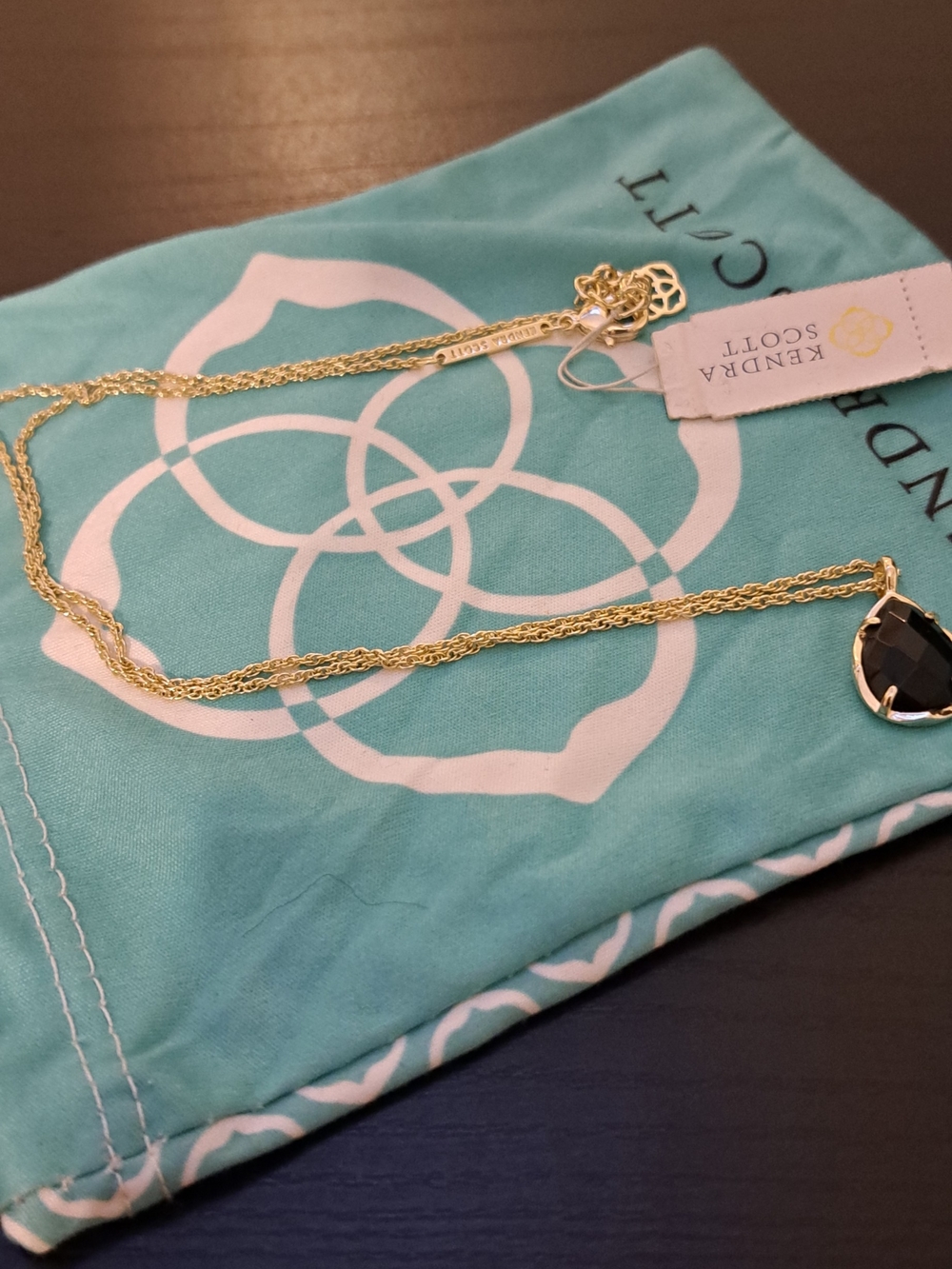 NWT Kendra Scott Gold Tone Black Stone Pendant Necklace